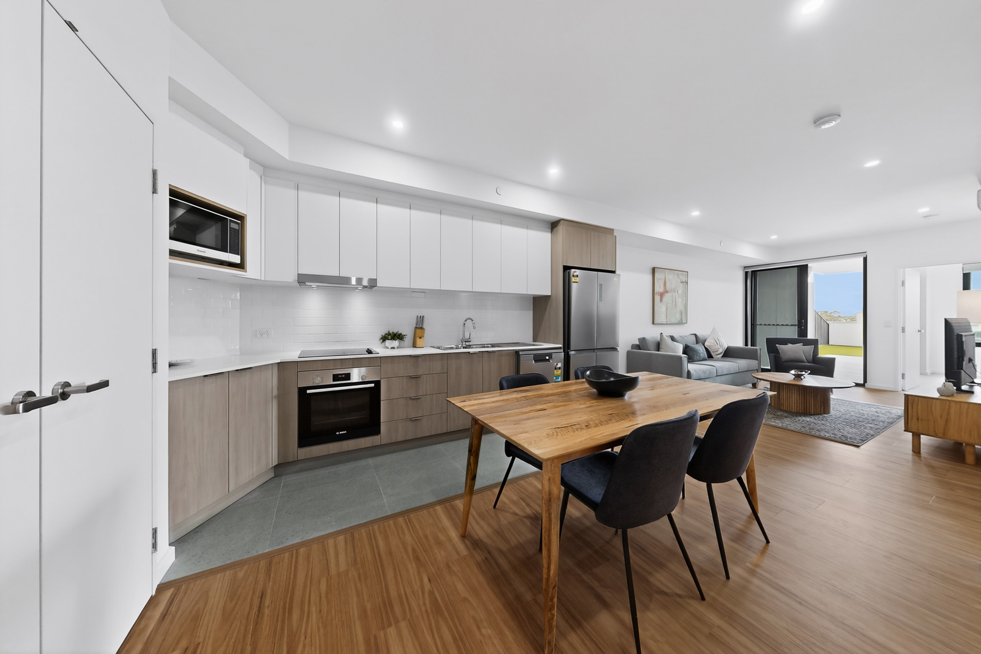 01_unit_304_14_leila_street_cannington_wa_6107-edit